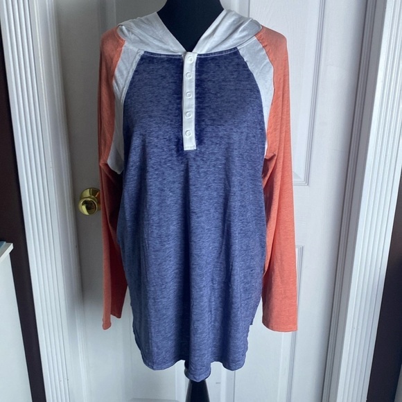 Maurices Tops - Maurices Women’s Long Sleeve Hooded Tee Tunic Blue Orange White sz XL NWT